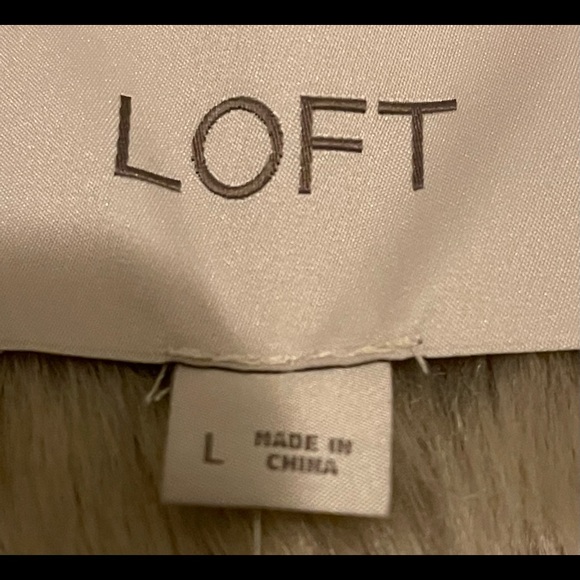 Brans new fur vest - Picture 2 of 7